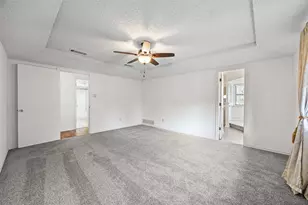 340 Windy Meadow Dr, Cedar Hill, TX 75104 - Photo 15