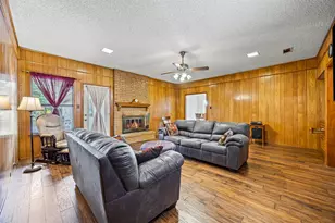 340 Windy Meadow Dr, Cedar Hill, TX 75104 - Photo 7