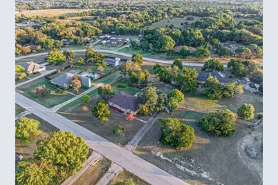340 Windy Meadow Drive, Cedar Hill, TX 75104 - Photo 35