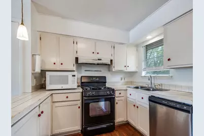 1108 Laguna Drive, Denton, TX 76209 - Photo 7