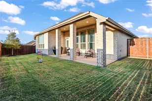 103 Woodlands Way, Balch Springs, TX 75181 - Photo 19