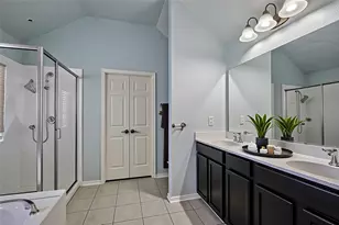 1204 Hayden Ln, Savannah, TX 76227 - Photo 9