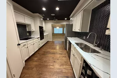 219 Indian Creek Drive, Trophy Club, TX 76262 - Photo 3