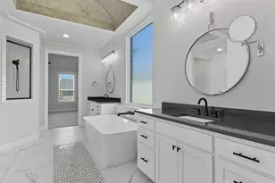 6627 Pinehurst Dr, Granbury, TX 76049 - Photo 15