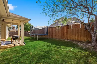 15736 Ringdove Court, Fort Worth, TX 76262 - Photo 29