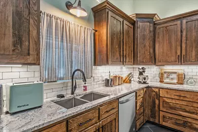 1000 W Main Street, Chandler, TX 75758 - Photo 7