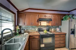 407 Puckett St, Quitman, TX 75783 - Photo 11