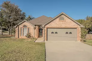 1304 S State St, Decatur, TX 76234 - Photo 1