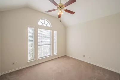 1304 S State Street, Decatur, TX 76234 - Photo 25