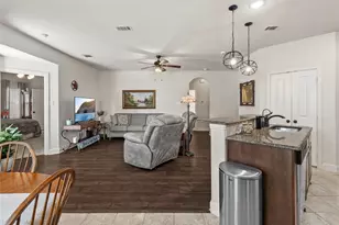 618 Dogwood Dr, Greenville, TX 75402 - Photo 7