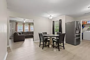 1221 W Crawford St, Denison, TX 75020 - Photo 9