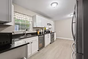 1221 W Crawford St, Denison, TX 75020 - Photo 13