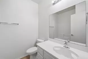 1016 Fairweather Dr, Fort Worth, TX 76120 - Photo 31