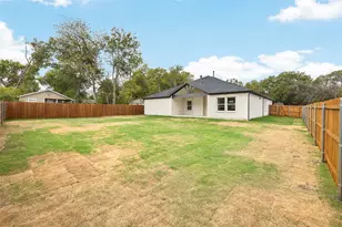 501 Pemberton St, Fort Worth, TX 76108 - Photo 35