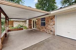 1802 Westminster Dr, Grand Prairie, TX 75050 - Photo 33