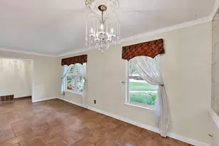 1802 Westminster Dr, Grand Prairie, TX 75050 - Photo 9