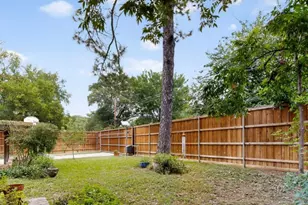 1802 Westminster Dr, Grand Prairie, TX 75050 - Photo 5