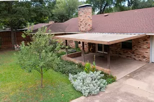 1802 Westminster Dr, Grand Prairie, TX 75050 - Photo 3