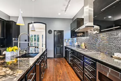 3383 High Shoals Drive, Frisco, TX 75034 - Photo 9