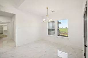 6657 Buffalo Rdg Cir, Godley, TX 76044 - Photo 13