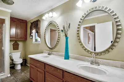 4200 Bar Harbor Court, Granbury, TX 76049 - Photo 23