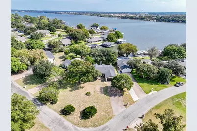 4200 Bar Harbor Court, Granbury, TX 76049 - Photo 39