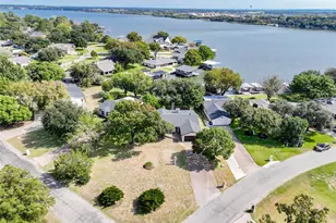 4200 Bar Harbor Ct, Granbury, TX 76049 - Photo 39