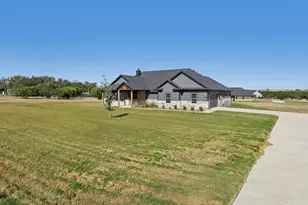 6605 Buffalo Rdg Cir, Godley, TX 76044 - Photo 3