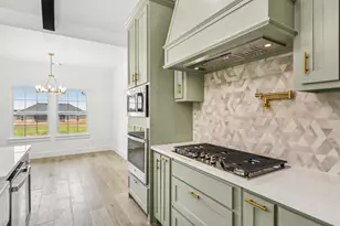 6605 Buffalo Rdg Cir, Godley, TX 76044 - Photo 13