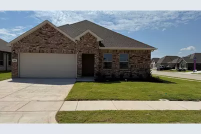 301 Gallant Man Court, Granbury, TX 76049 - Photo 1