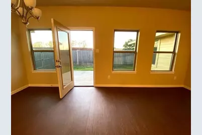 2853 Mesquite Road, Fort Worth, TX 76111 - Photo 9