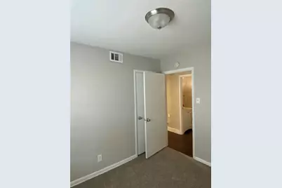 4947 Corrigan Avenue, Dallas, TX 75241 - Photo 9