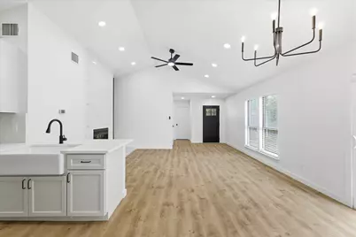 982 Mapleleaf Lane, Coppell, TX 75019 - Photo 5