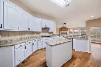 1008 Talley Lane, Frisco, TX 75033 - Photo 7