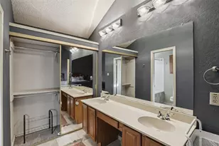 4242 N Capistrano Dr, Dallas, TX 75287 - Photo 15