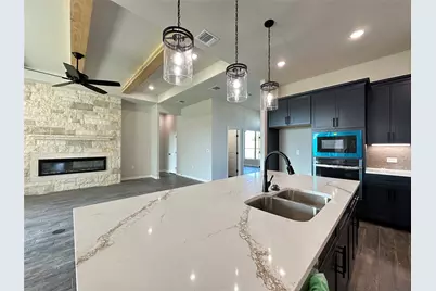 202 Lasso Loop, Lorena, TX 76655 - Photo 13