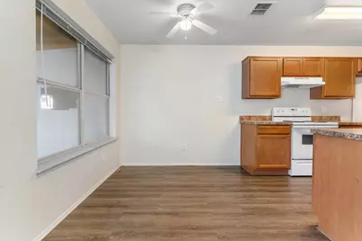 10605 Many Oaks Drive, Fort Worth, TX 76140 - Photo 7