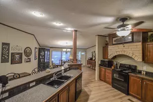 0 Cr-3409, Chandler, TX 75758 - Photo 15