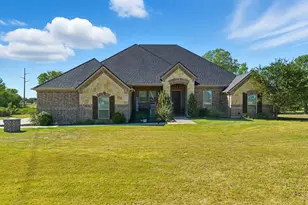 330 Pack Saddle Ct, Weatherford, TX 76088 - Photo 1