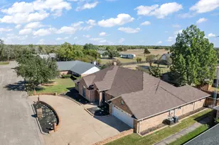 906 Greenleaf Dr, Mexia, TX 76667 - Photo 3