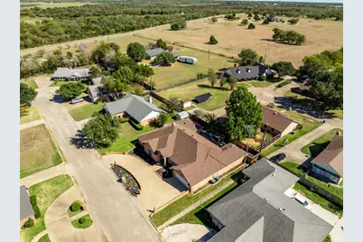 906 Greenleaf Drive, Mexia, TX 76667 - Photo 37