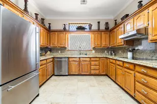 906 Greenleaf Dr, Mexia, TX 76667 - Photo 13