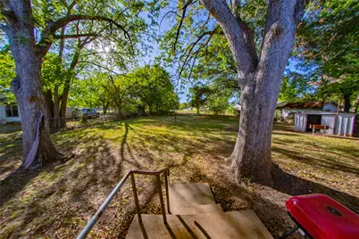 630 Faucett Street, Blossom, TX 75416 - Photo 15