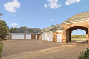 385 Meadowview Dr, Argyle, TX 76226 - Photo 35