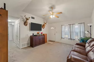 113 Wildcat Dr, Lacy Lakeview, TX 76705 - Photo 3