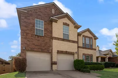 851 Grant Street, Burleson, TX 76028 - Photo 3