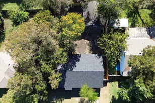 1410 Tanglewood Ln, Garland, TX 75042 - Photo 11