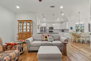 949 Avagail Ave, Springtown, TX 76082 - Photo 9