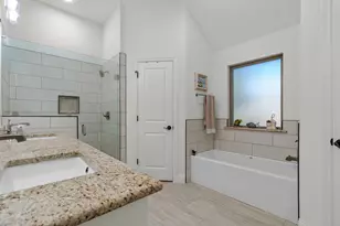 949 Avagail Ave, Springtown, TX 76082 - Photo 27