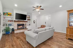 949 Avagail Ave, Springtown, TX 76082 - Photo 11